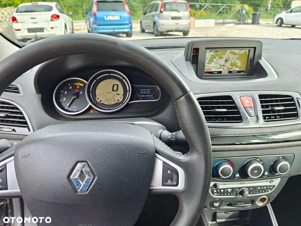 Renault Megane dCi 90 FAP Expression - 11