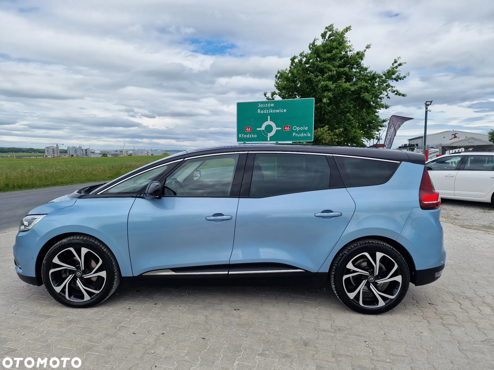 Renault Scenic BLUE dCi 120 EDC LIMITED - 13
