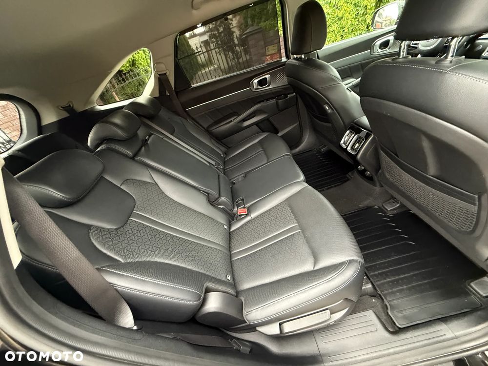 Kia Sorento - 29