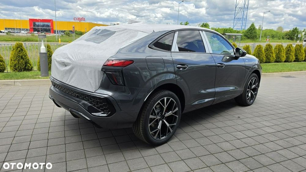 Audi Q3 Sportback - 5
