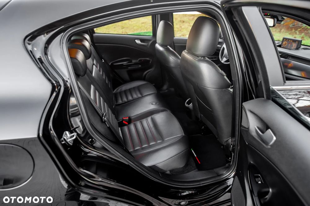 Alfa Romeo Giulietta 1750 TBi Quadrifoglio Verde - 18