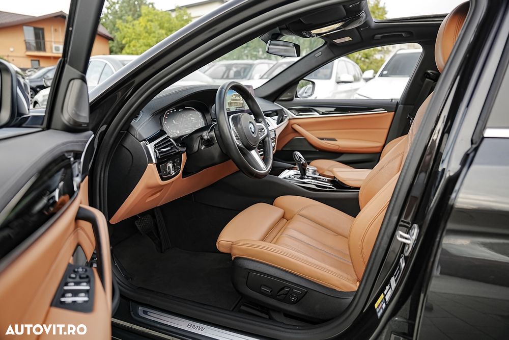 BMW Seria 5 530e Aut. - 14