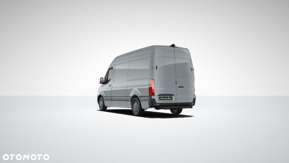 Mercedes-Benz Sprinter - 2