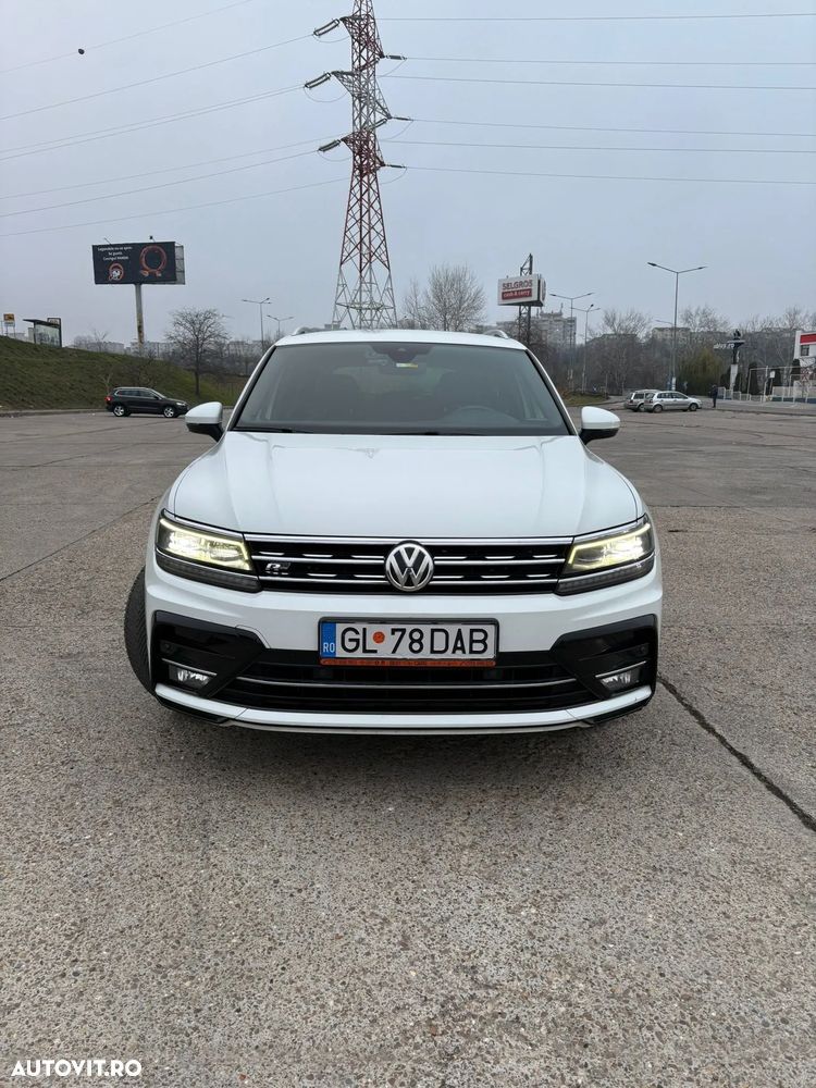 Volkswagen Tiguan - 2