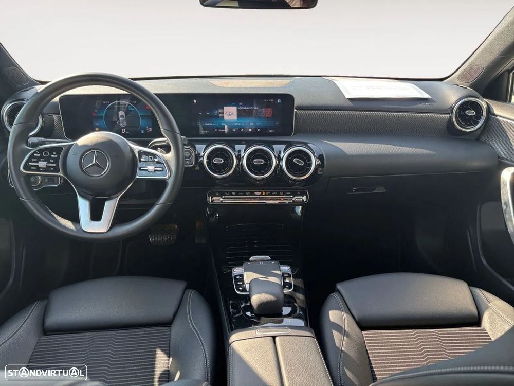 Mercedes-Benz A 200 Progressive Aut. - 11