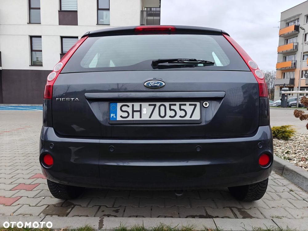 Ford Fiesta 1.4 Ghia - 9