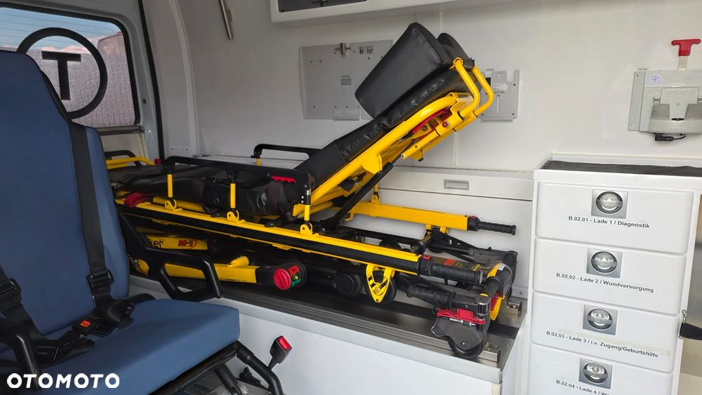 Renault Master Ambulans karetka gwarancja - 24