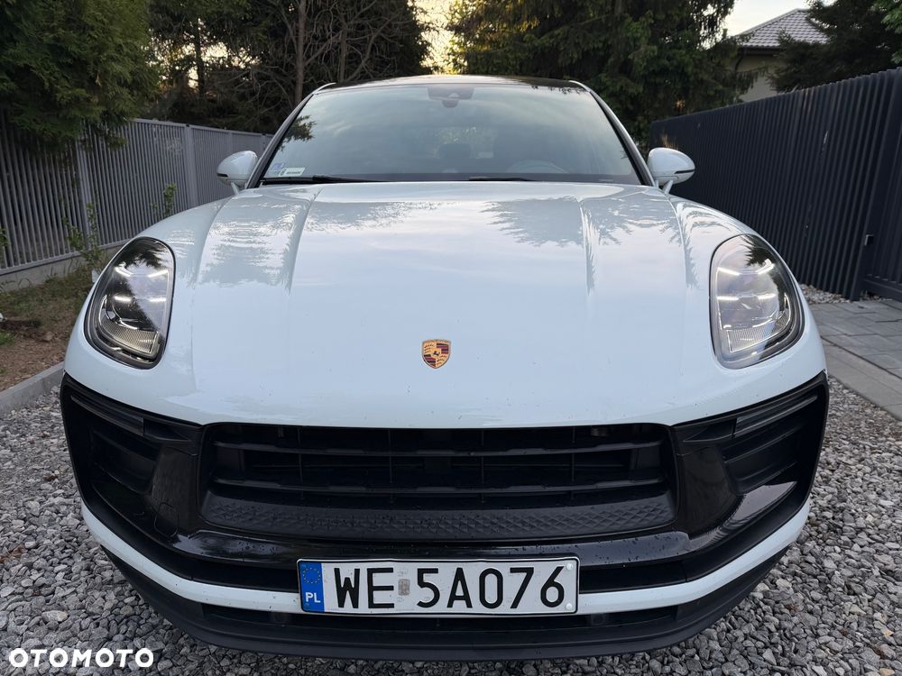 Porsche Macan Standard - 1