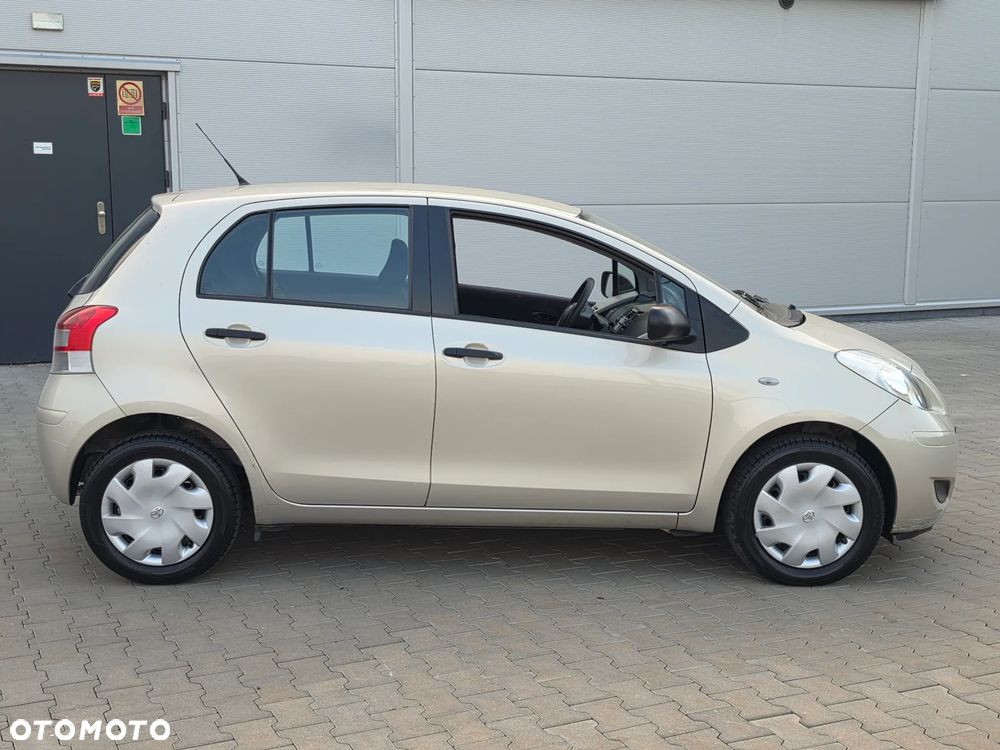 Toyota Yaris 1.0 VVT-i Cool - 18