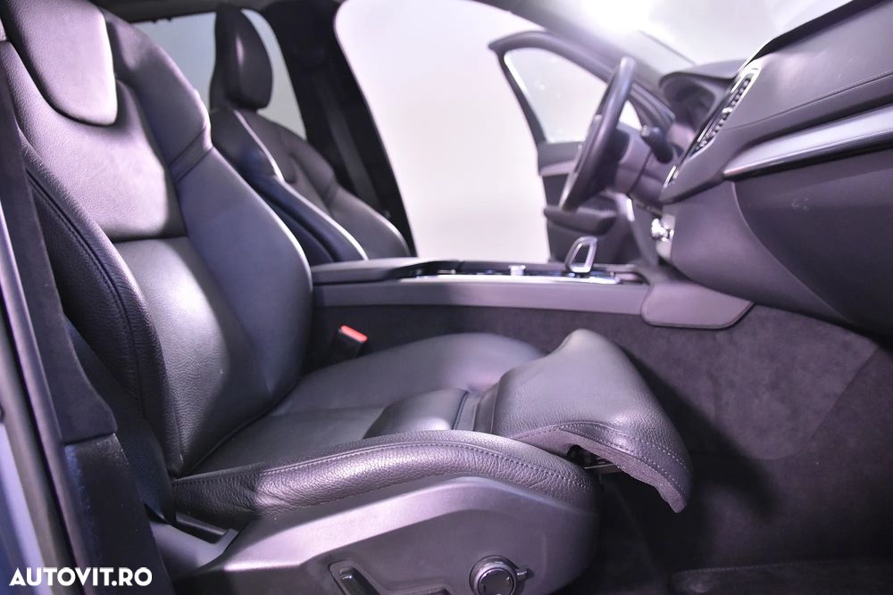 Volvo XC 90 - 12