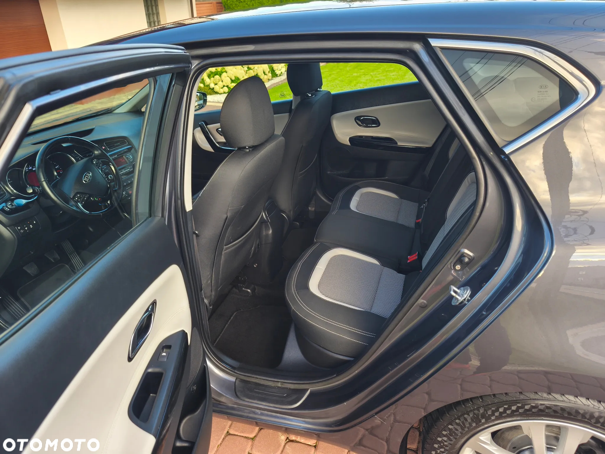 Kia Ceed 1.6 GDI Dream Team Edition - 7