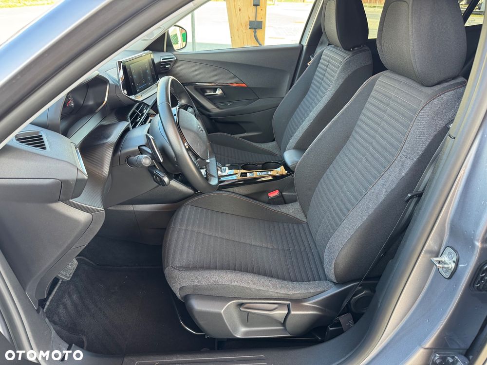 Peugeot 2008 PureTech 130 EAT8 Active - 15