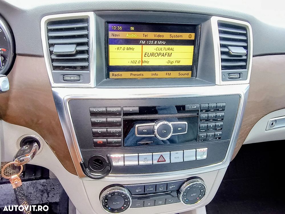 Mercedes-Benz ML - 11