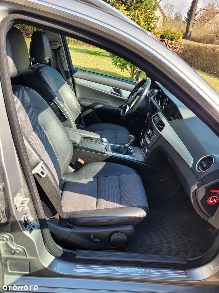Mercedes-Benz Klasa C 200 CDI BlueEff Avantgarde - 7