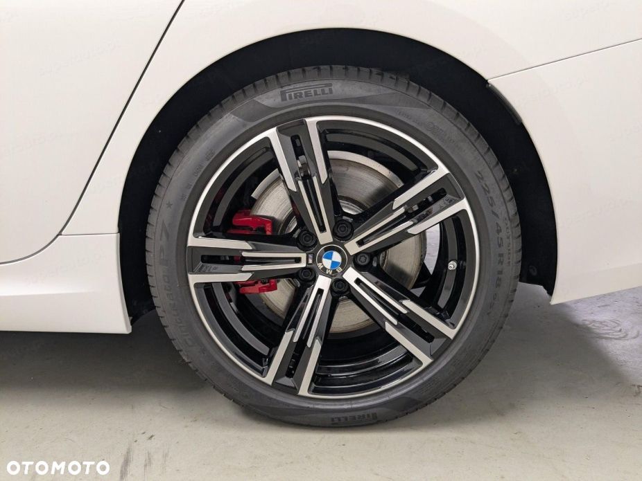 BMW Seria 3 320i xDrive M Sport sport - 14
