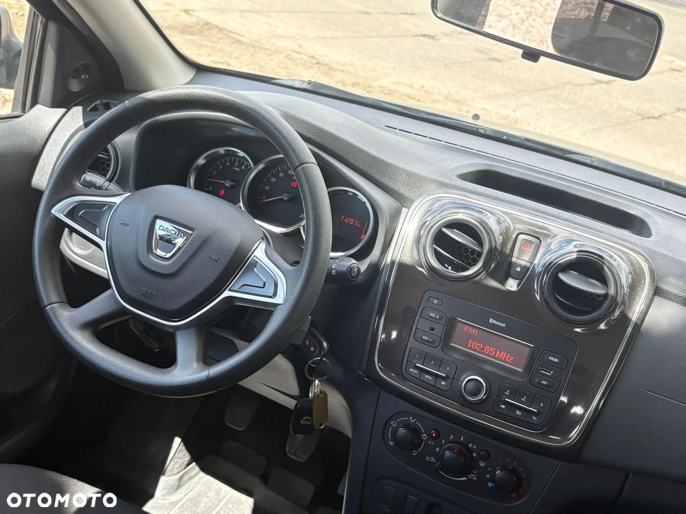 Dacia Sandero 1.0 SCe Laureate - 14