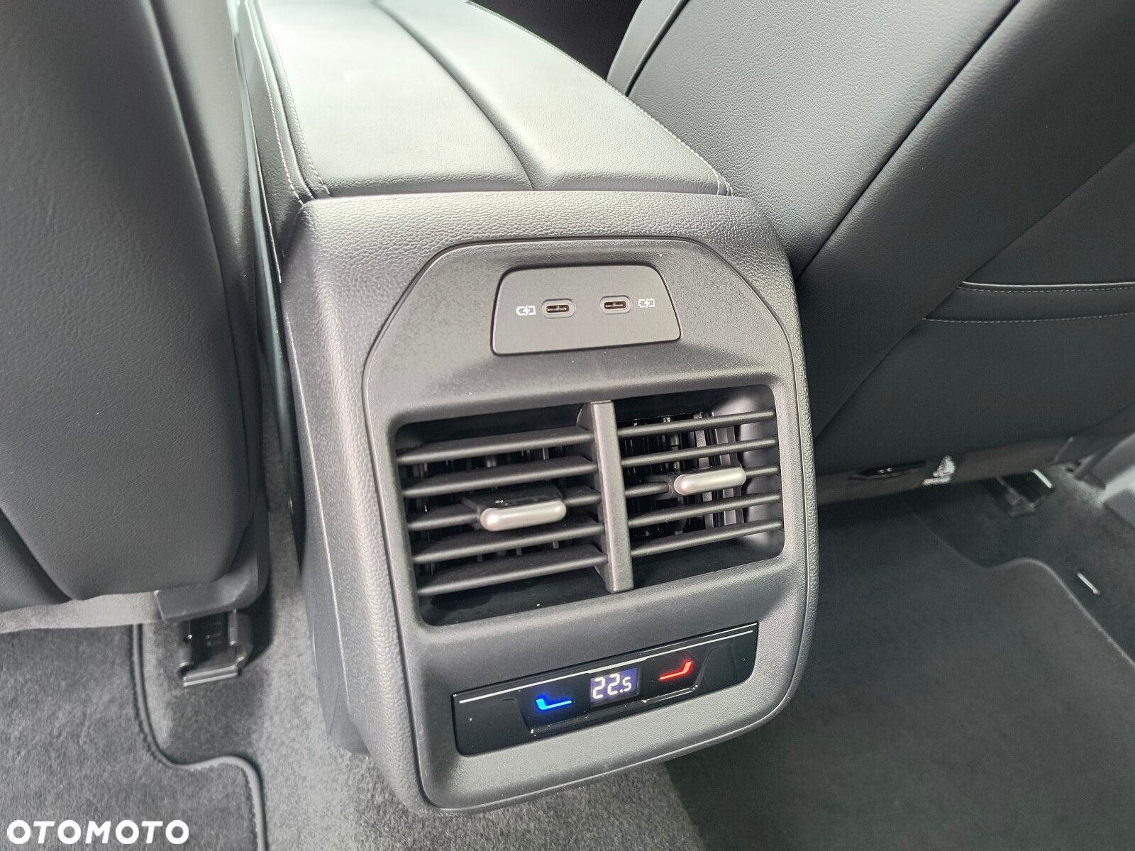 Volkswagen Passat 2.0 TDI SCR Business DSG - 21