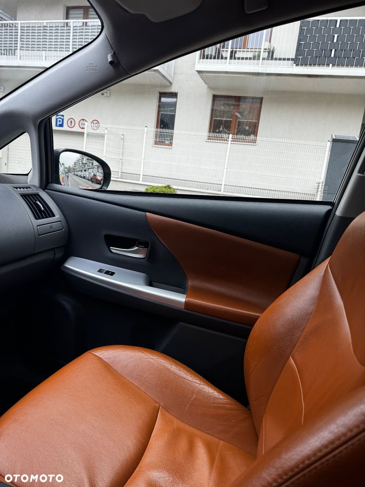 Toyota Prius+ 1.8 HSD Premium - 18