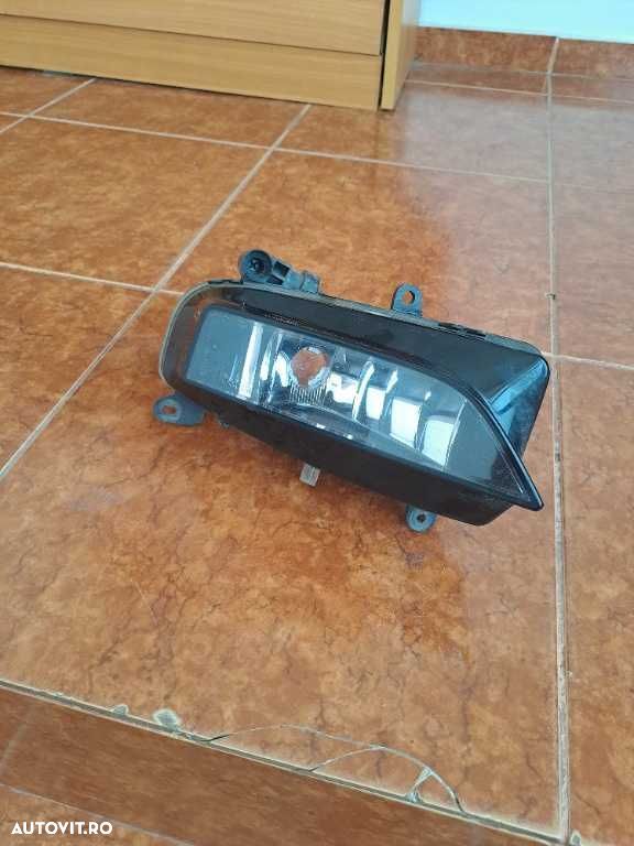 Proiector dreapta Audi A4 B8 Facelift an 2012-2016 original - 1