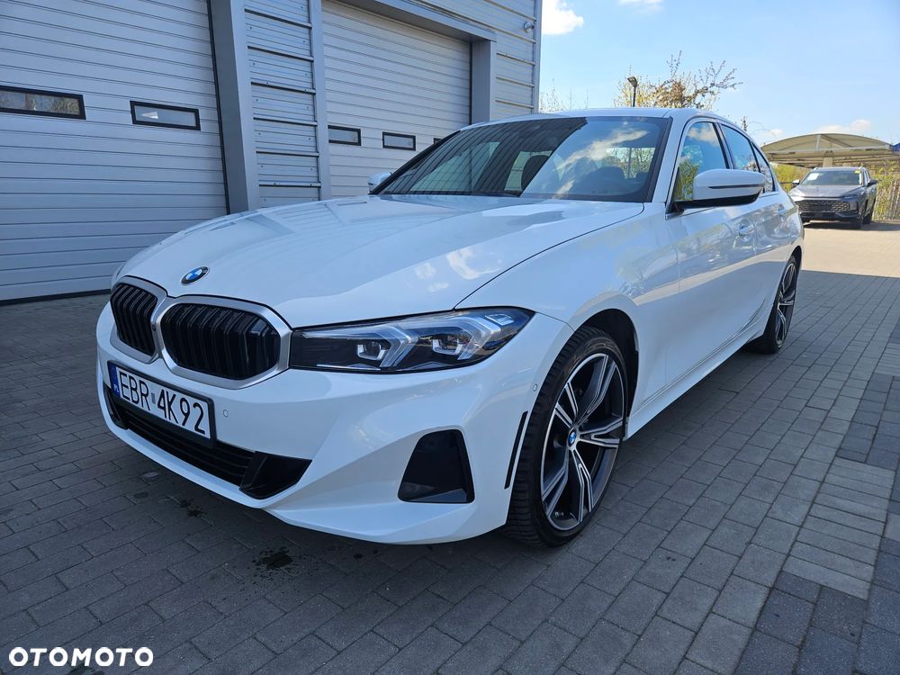 BMW Seria 3 330i - 2