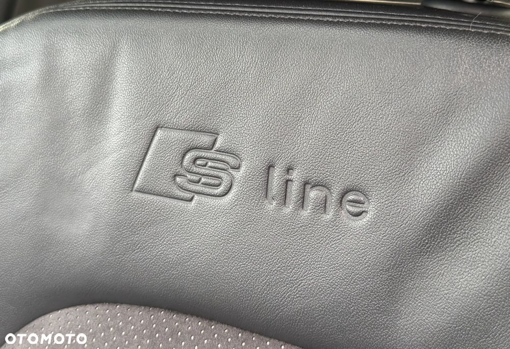 Audi A4 Limousine 2.0 TFSI quattro S tronic S line Sportpaket - 30