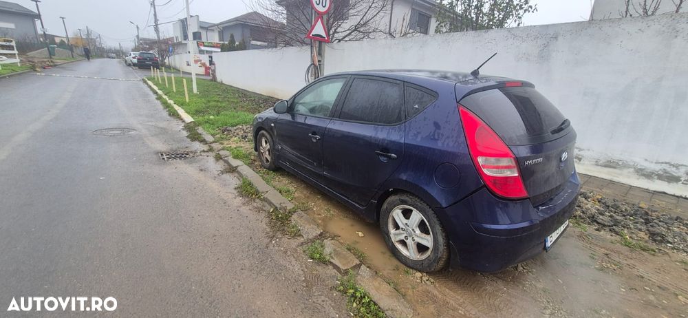 Hyundai i30 CW 1.6 CRDI VM Classic - 6