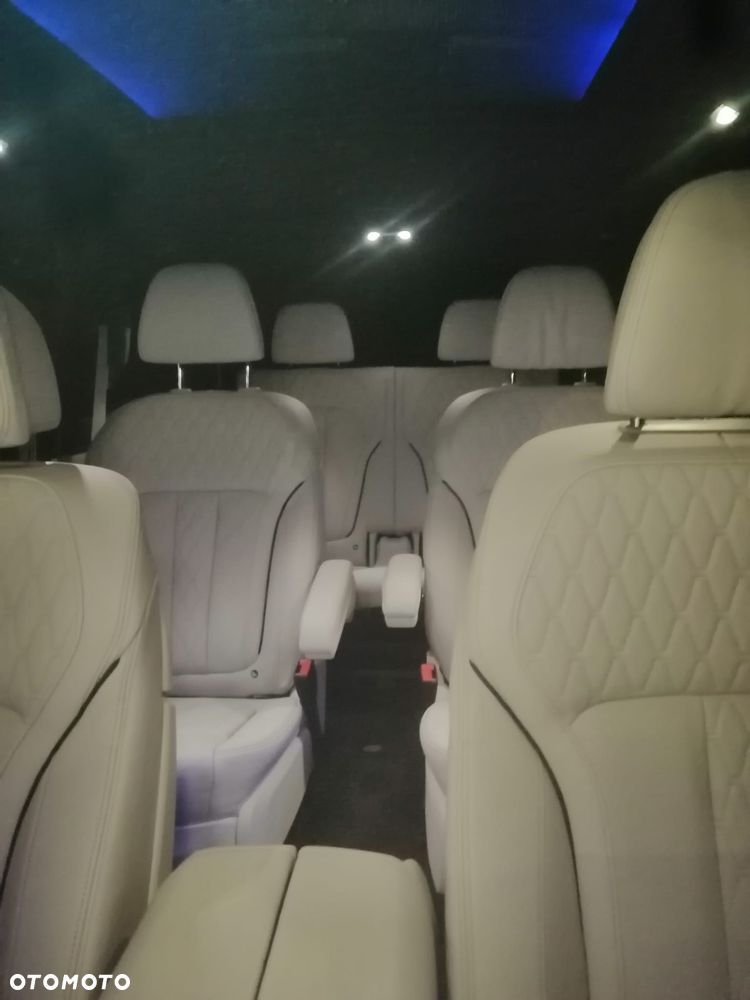 BMW X7 M50i sport - 12