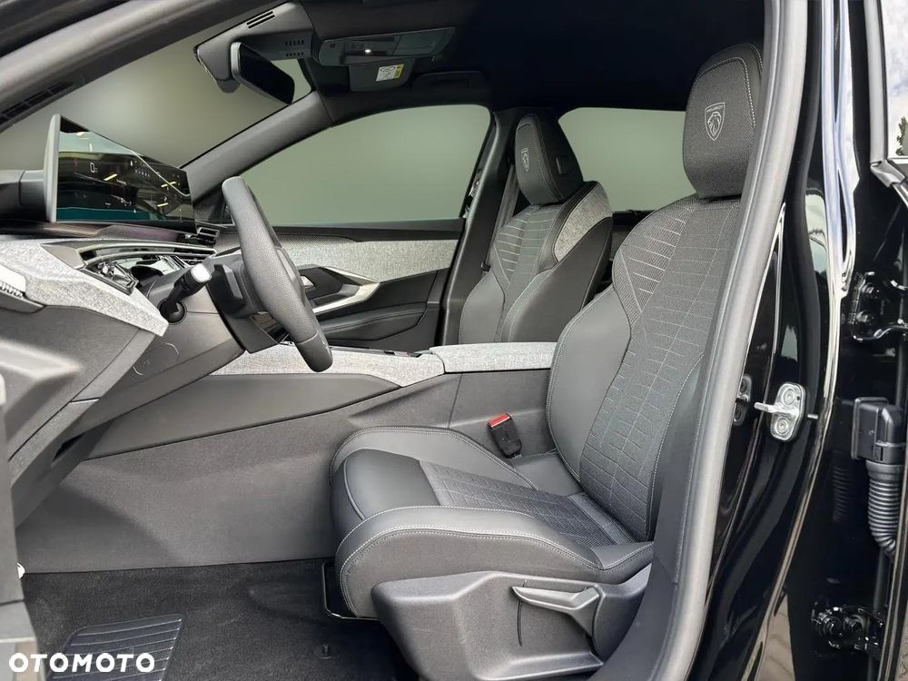 Peugeot 5008 1.2 PureTech mHEV GT S&S e-DCS6 - 9