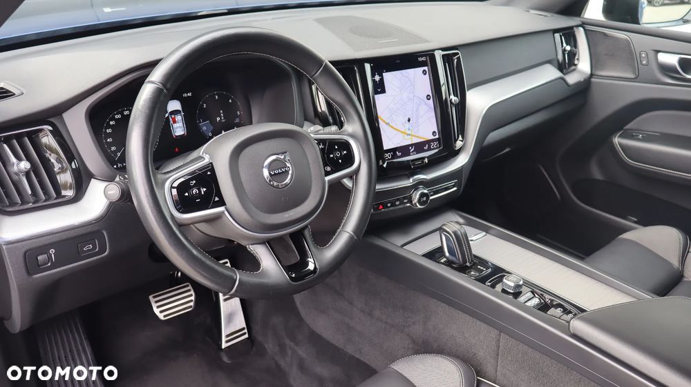 Volvo XC 60 B4 D R-Design - 13