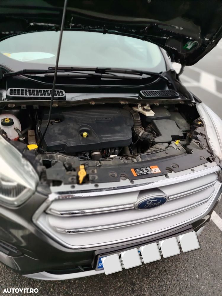 Ford Kuga 2.0 TDCi 4x4 Aut. Titanium - 6