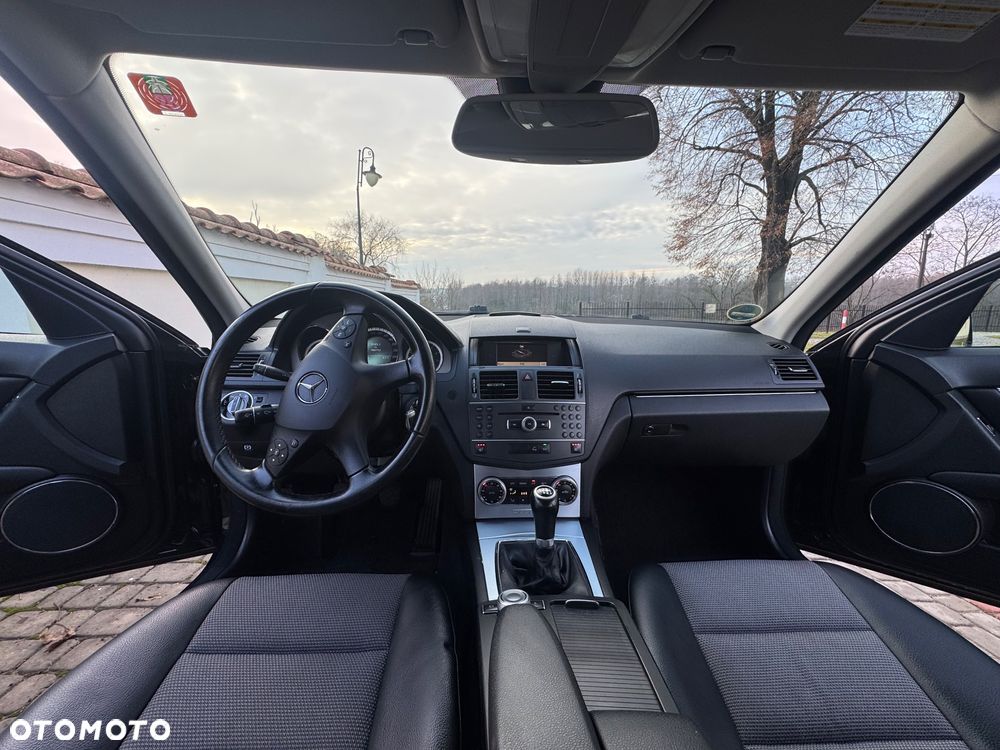 Mercedes-Benz Klasa C - 12