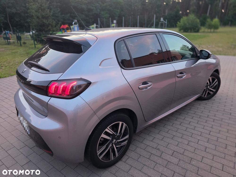 Peugeot 208 PureTech 100 Allure - 3