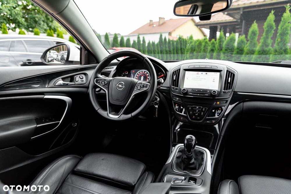 Opel Insignia 1.6 T Cosmo S&S - 29