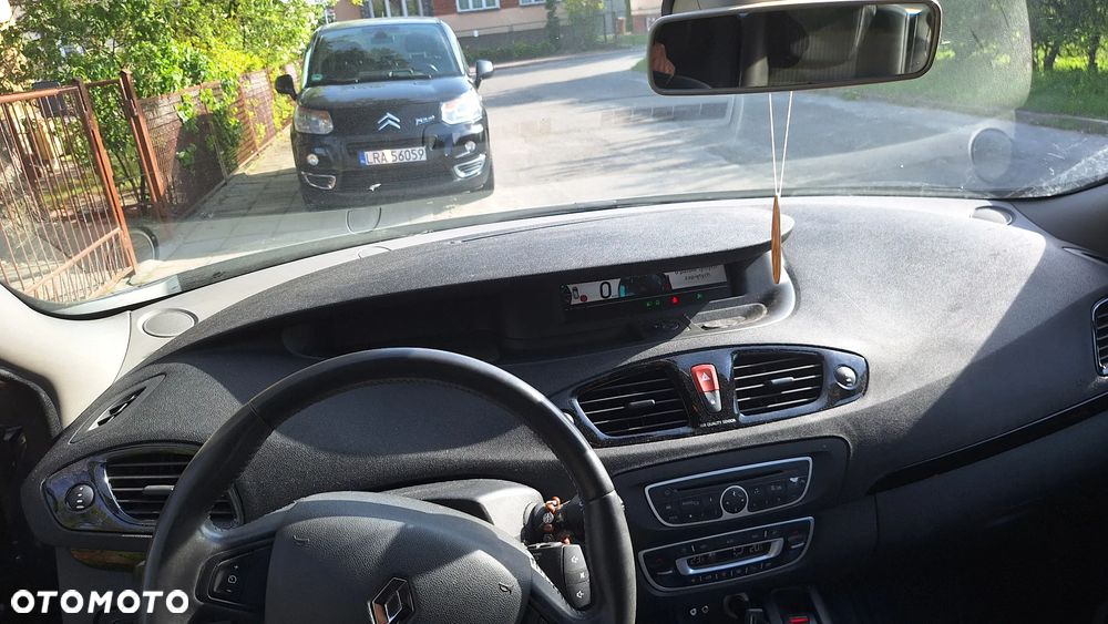 Renault Scenic 1.4 16V TCE Privilege - 6