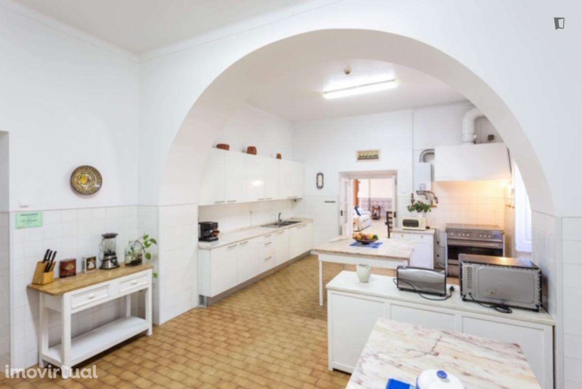 Quarto - localizado em Telheiras Lisbon - Grande imagem: 5/14