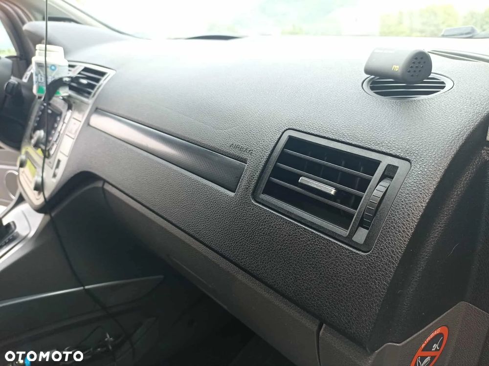 Ford Kuga 2.0 TDCi Trend MPS6 - 14