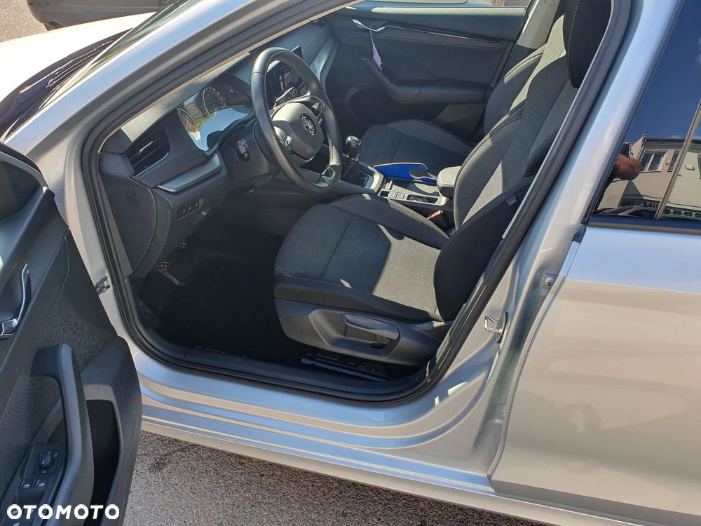 Skoda Octavia 1.0 TSI Ambition - 10