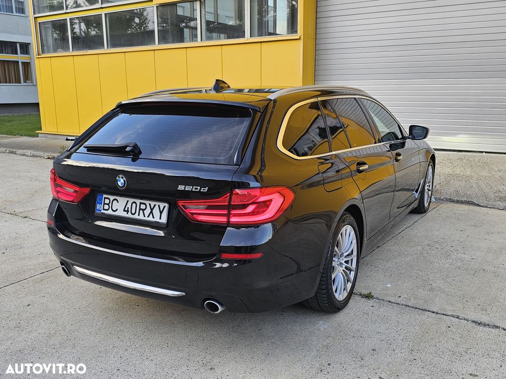 BMW Seria 5 520d Aut. Luxury Line - 6