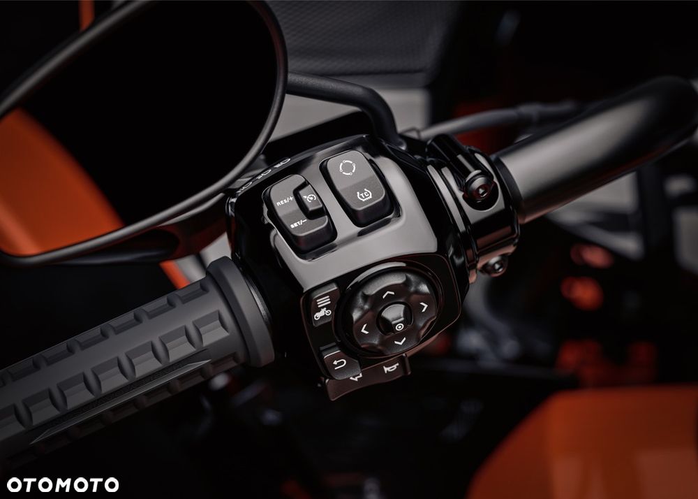 Harley-Davidson Trike Freewheeler - 36