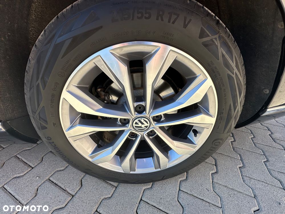 Volkswagen Passat - 21