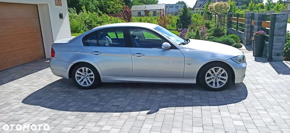 BMW Seria 3 320d - 5