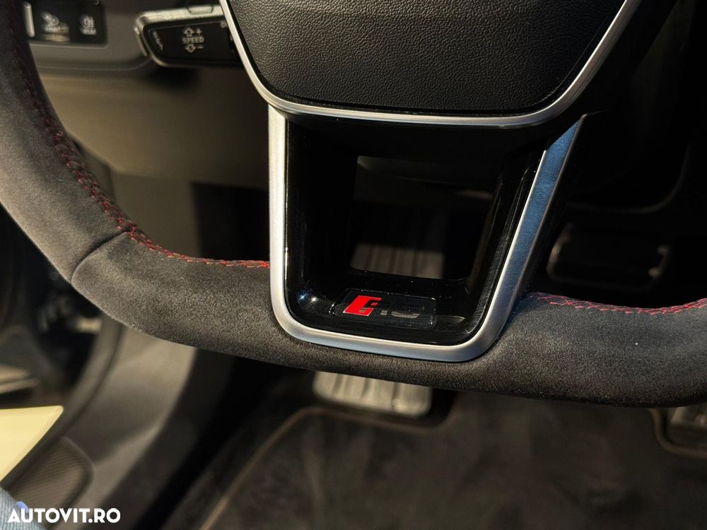 Audi e-tron GT RS quattro - 30