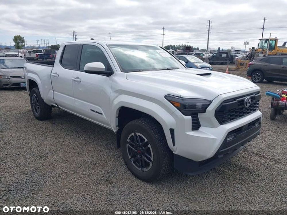 Toyota Tacoma - 8