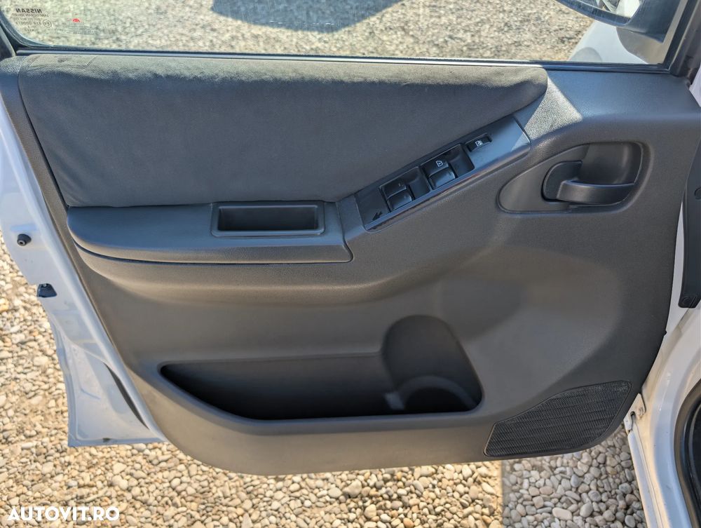 Nissan Navara 2.5 dCi Double Cab LE - 12