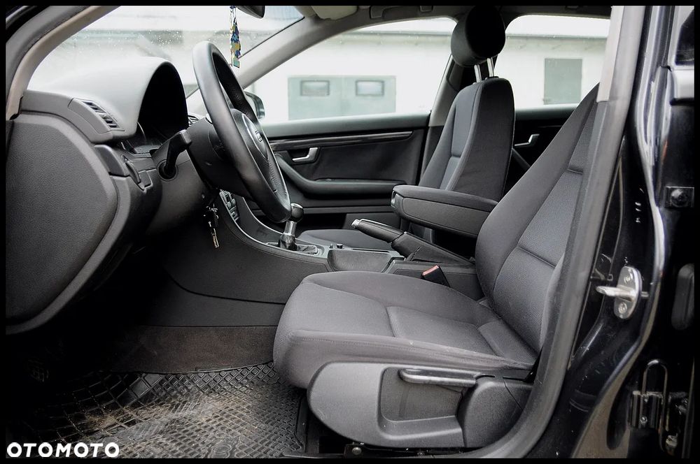 Audi A4 Limousine - 24