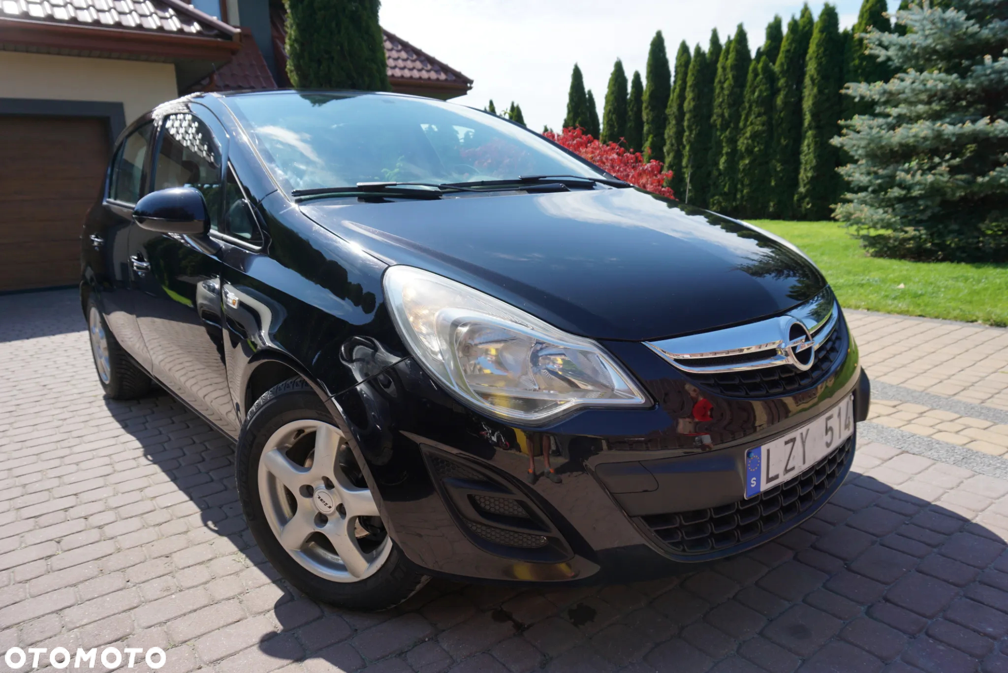 Opel Corsa 1.2 16V Essentia - 2
