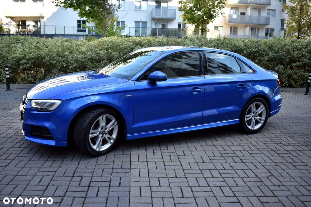Audi A3 Limousine 1.5 TFSI Sport S tronic - 4