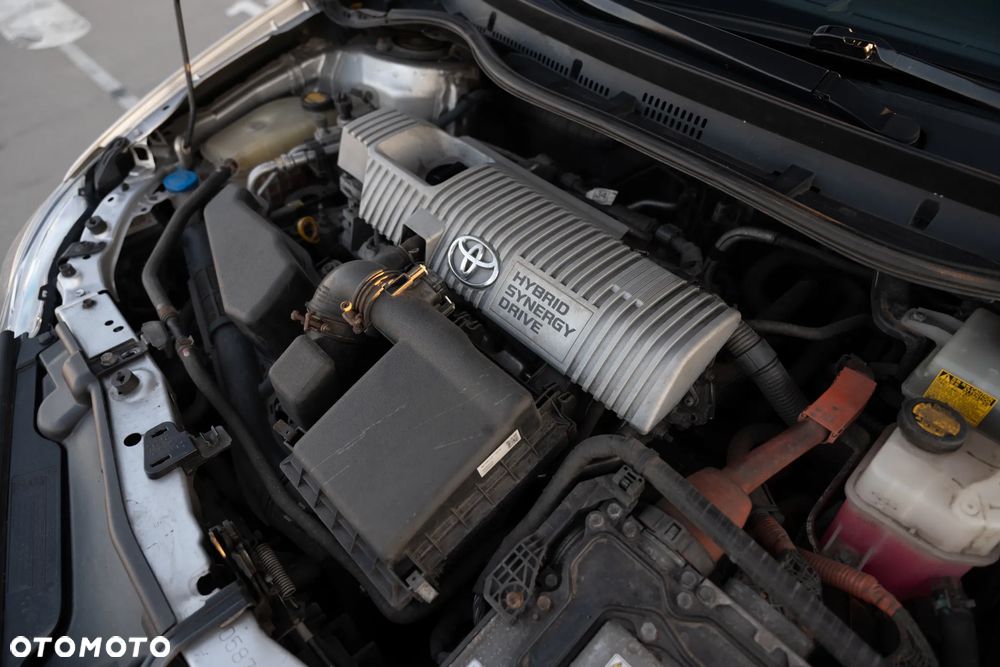 Toyota Auris 1.8 HSD Luna - 15