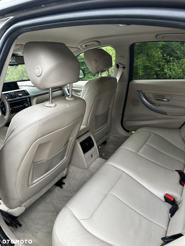 BMW Seria 3 328i Modern Line - 5