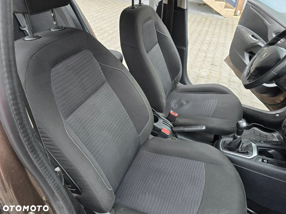 Peugeot 301 1.6 HDi Active - 16